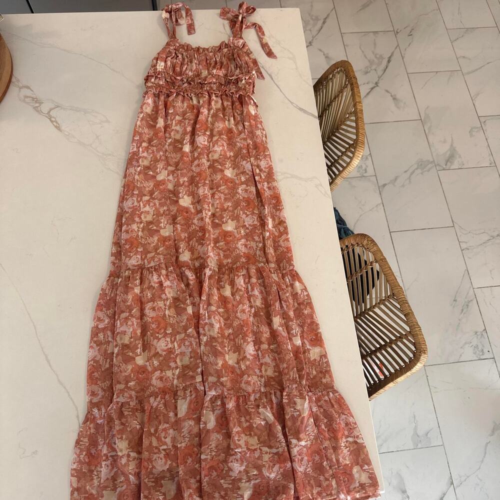 Astr the label pink floral